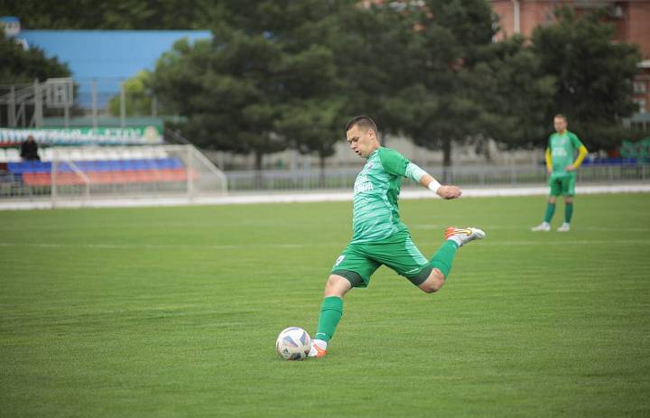 Фотоотчет с матча на Кубок губернатора Краснодарского края по футболу.