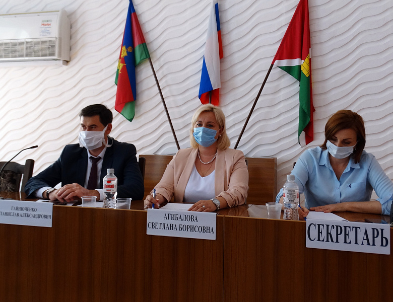 Состоялась очередная сессия Совета депутатов Усть-Лабинского городского поселения